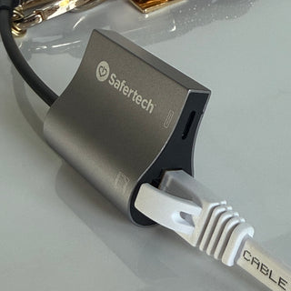 LIGHTING ADAPTER 